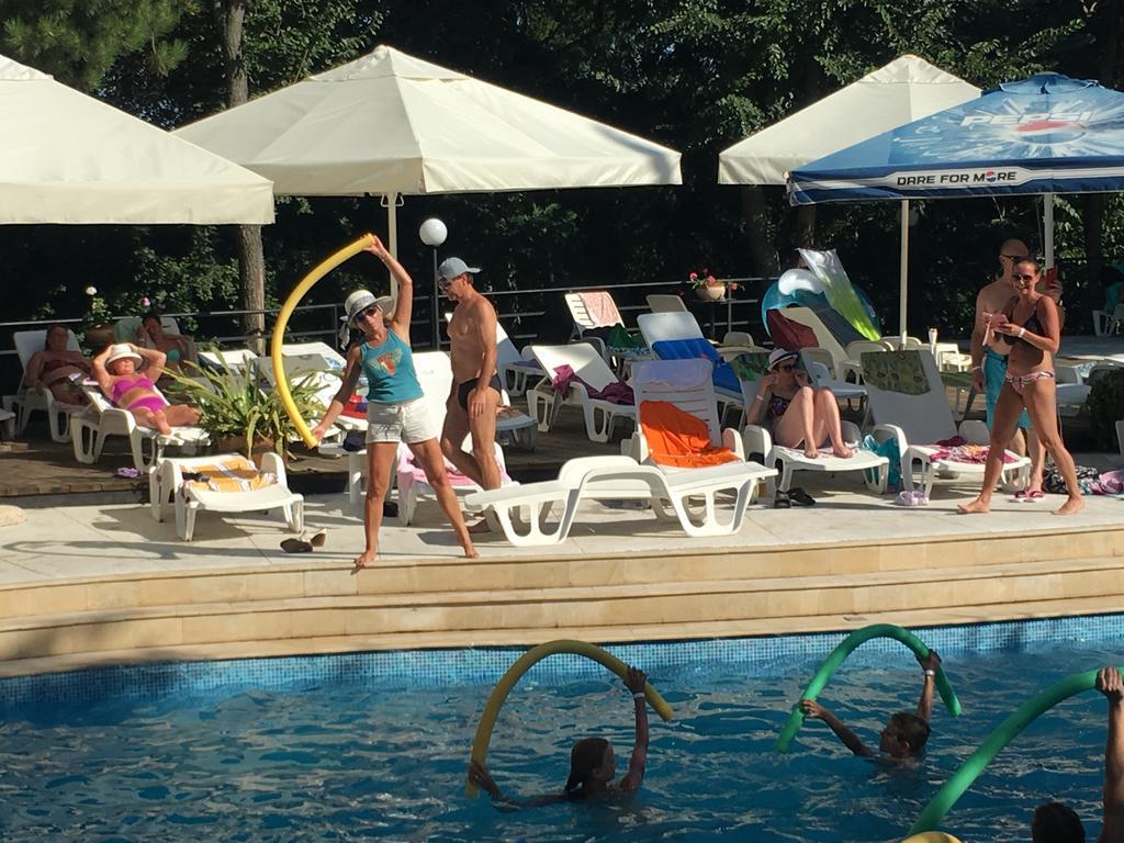 Park Hotel Briz ゴールデンサンド エクステリア 写真